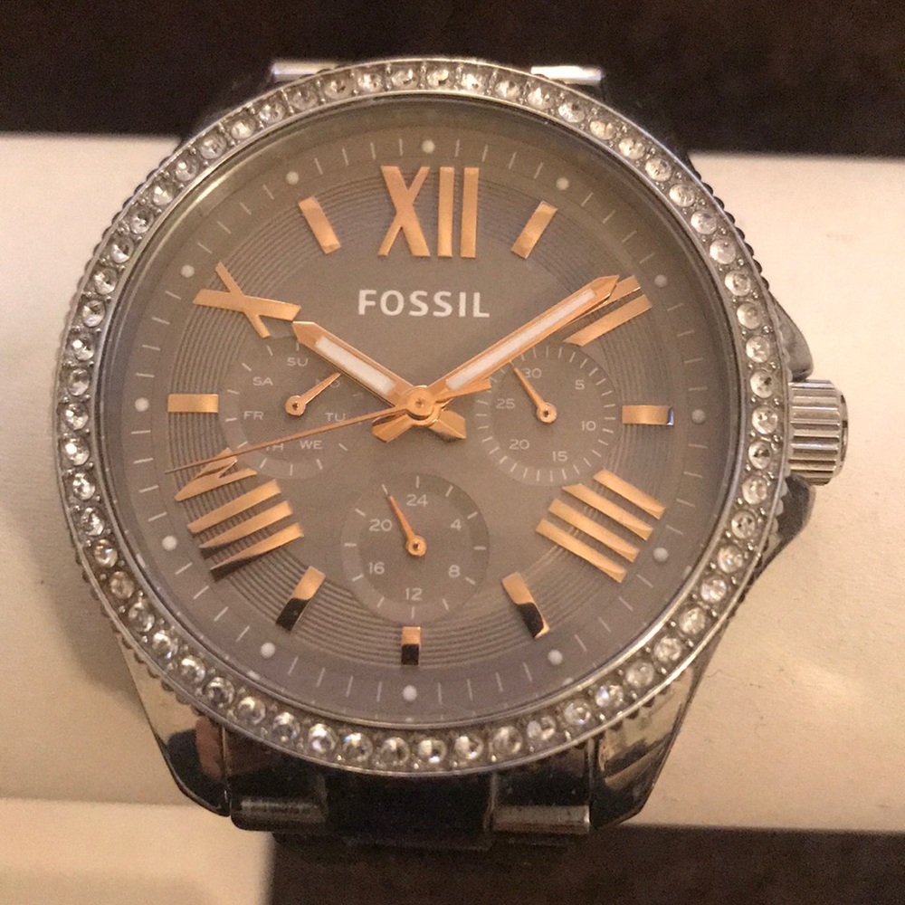 Fossil watch